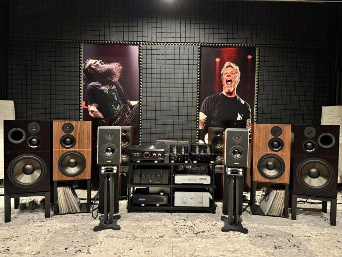 ����: Revival Audio Atalante 5 � ������������� ������� ��� ���, ��� ���� ���-�� ���������.