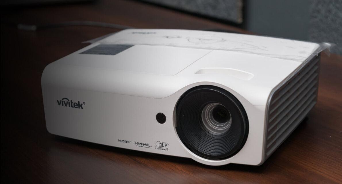 Vivitek H1060