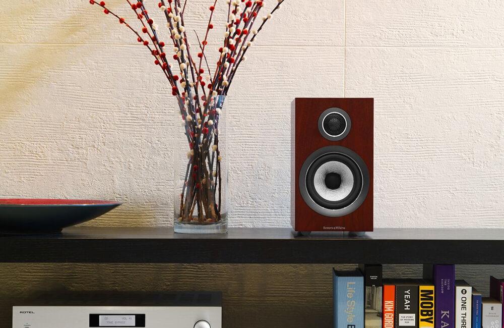 Bowers & Wilkins 707 S2 Rosenut