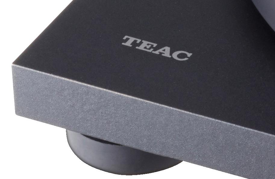 TEAC TN-280BT Black