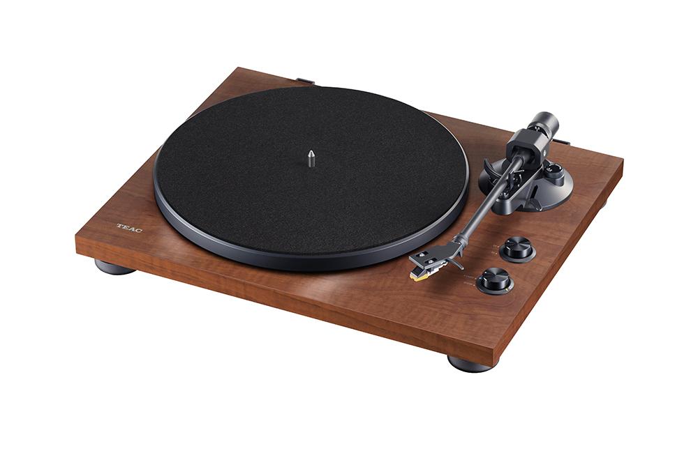 TEAC TN-280BT Walnut