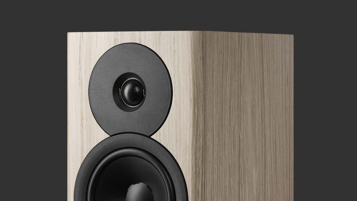 Dynaudio Evoke 10 Black High Gloss