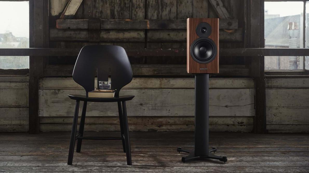 Dynaudio Evoke 20 Black High Gloss