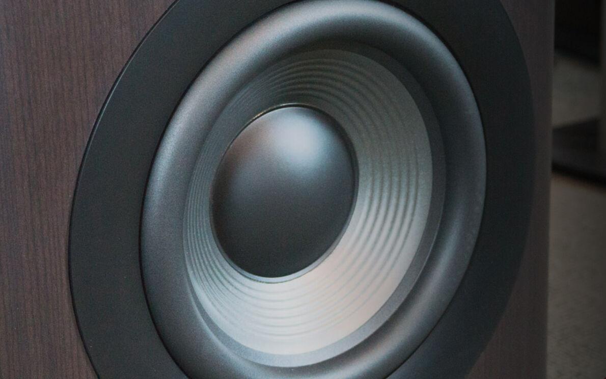 JBL Studio 650P Dark Walnut