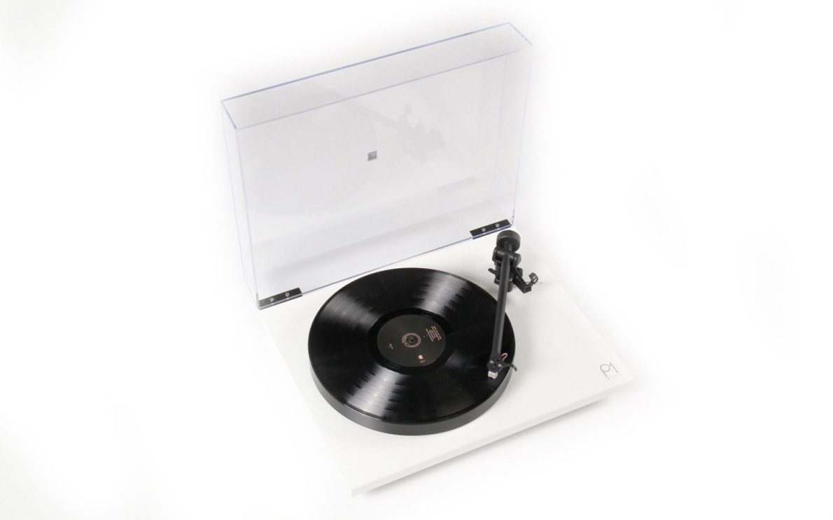 Rega Planar 1 Plus Black